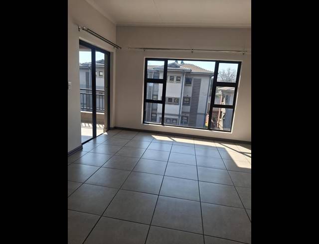 2 BEDROOM PROPERTY TO RENT IN VICTORY PARK